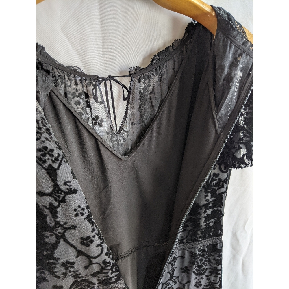 Elie Tahari Charlize Velvet Burnout Maxi Dress - Picture 9 of 12
